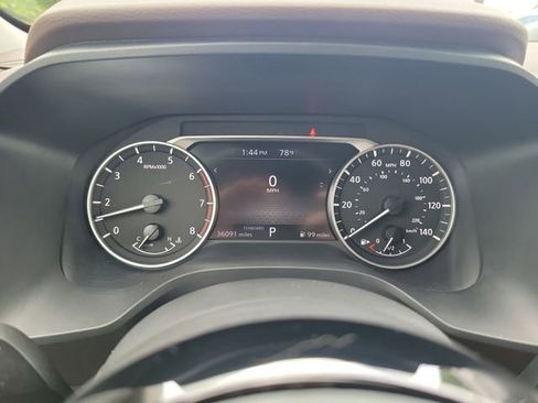 Used 2023 Nissan Rogue SV FWD image 19