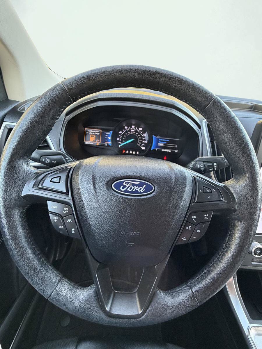 Used 2022 Ford Edge Titanium w/ Equipment Group 301A AWD/4WD image 5