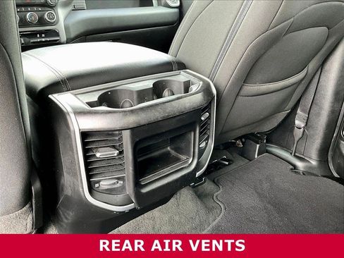 Used 2023 RAM 1500 Big Horn AWD/4WD image 11
