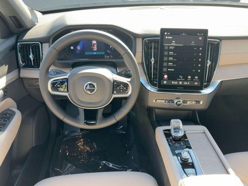 New 2026 Volvo XC90 T8 Plus w/ Protection Package AWD/4WD image 27