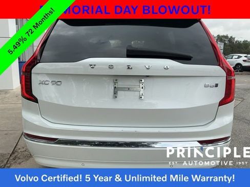 Certified 2025 Volvo XC90 B6 Plus AWD/4WD image 13