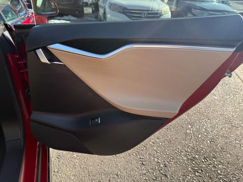 Used 2013 Tesla Model S Long Range image 29