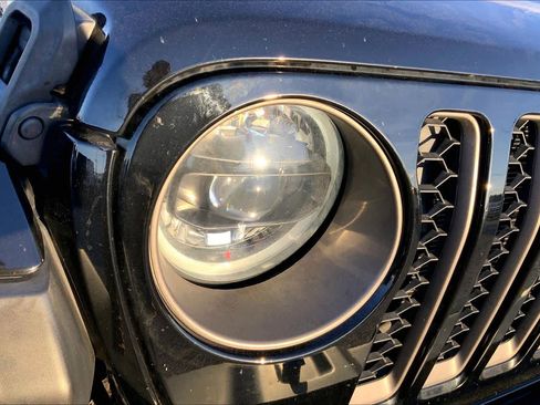 Used 2023 Jeep Wrangler Unlimited Rubicon 4xe w/ Cold Weather Group image 27