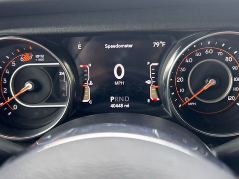 Used 2022 Jeep Wrangler Unlimited Sahara image 30