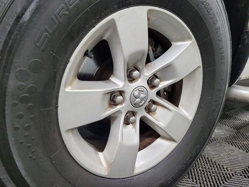 Used 2014 RAM 1500 Classic SLT image 31