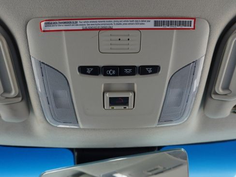 Used 2022 Toyota Corolla LE FWD image 24
