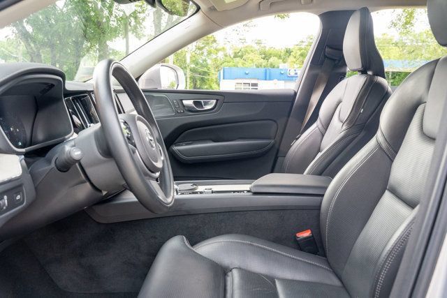 Used 2024 Volvo XC60 B5 Plus w/ Protection Package Premier AWD/4WD image 18