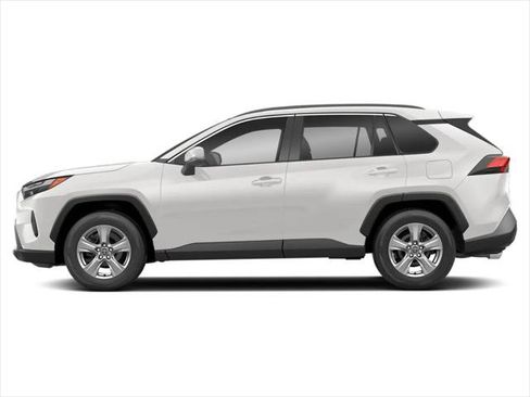 Certified 2023 Toyota RAV4 XLE w/ Convenience Package AWD/4WD image 2