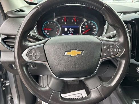 Used 2020 Chevrolet Traverse LT w/ LT Premium Package image 17