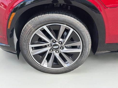 New 2026 Cadillac Vistiq Sport w/ LPO, Floor Liner Package AWD/4WD image 43