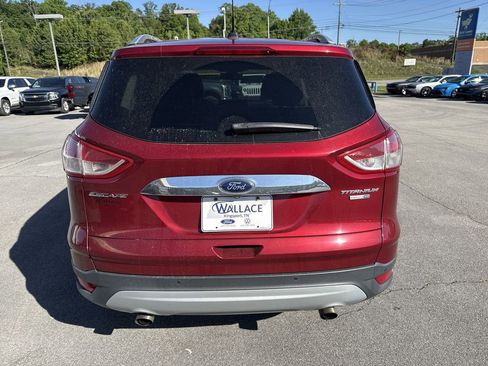 Used 2015 Ford Escape Titanium AWD/4WD image 5