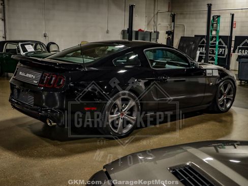 Used 2014 Ford Mustang GT Premium image 9