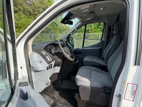 Used 2019 Ford Transit 150 130 Low Roof RWD image 16