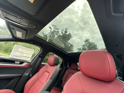 New 2025 Porsche Cayenne Coupe image 26