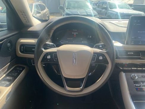 Used 2022 Lincoln Aviator Reserve w/ Elements Package Plus AWD/4WD image 15