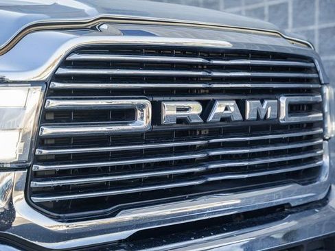 Used 2022 RAM 2500 Laramie image 12