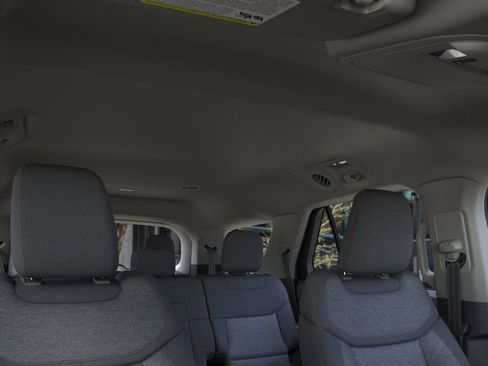 New 2026 Ford Explorer Active AWD/4WD image 22