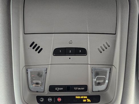 Used 2021 Chevrolet Blazer LT image 25