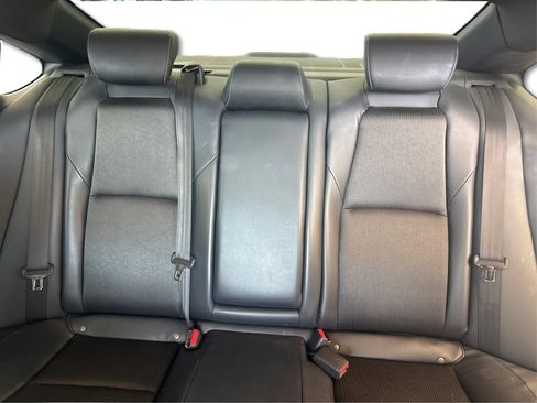 Used 2018 Honda Accord Sport image 15