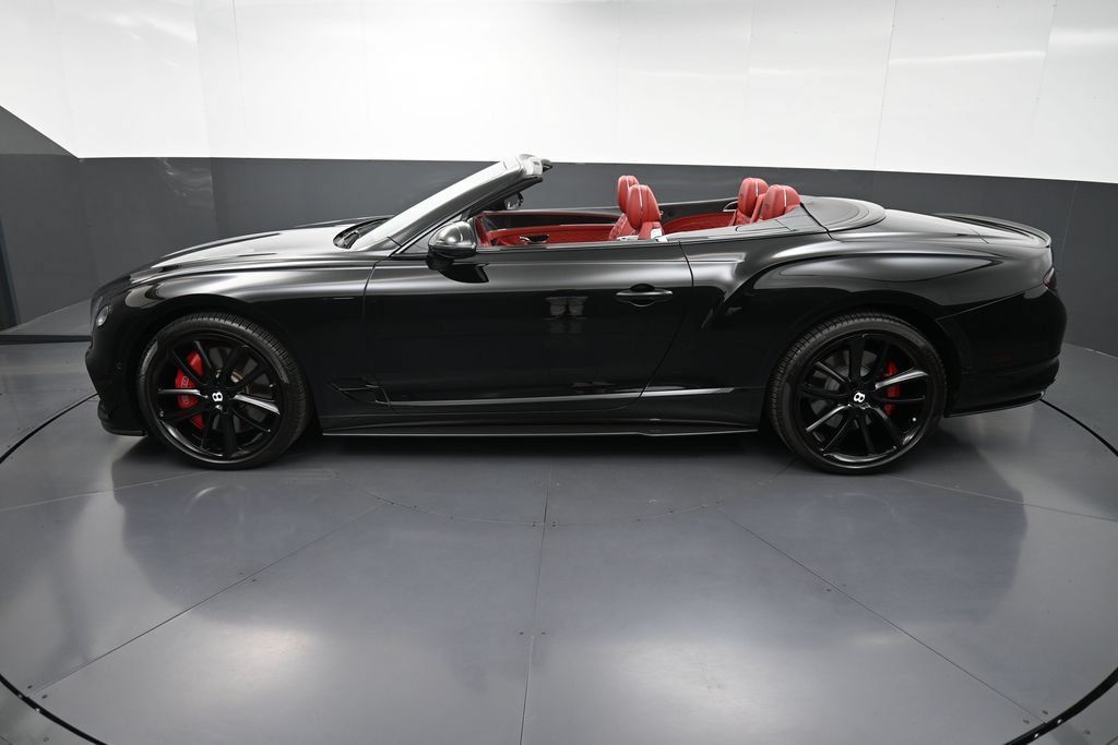 Certified 2022 Bentley Continental GT AWD/4WD image 35