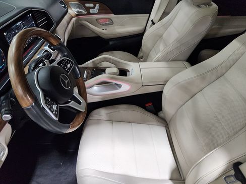 Used 2021 Mercedes-Benz GLE 450 4MATIC image 31