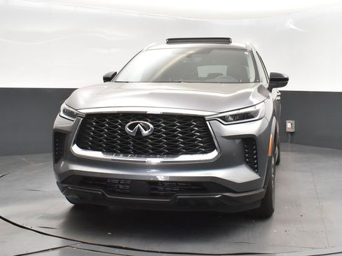 Certified 2025 INFINITI QX60 Luxe image 10