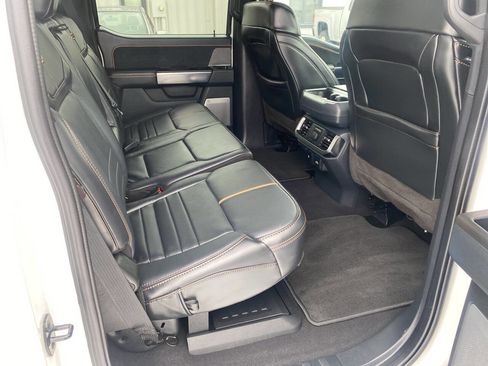Used 2023 Ford F150 Platinum image 19