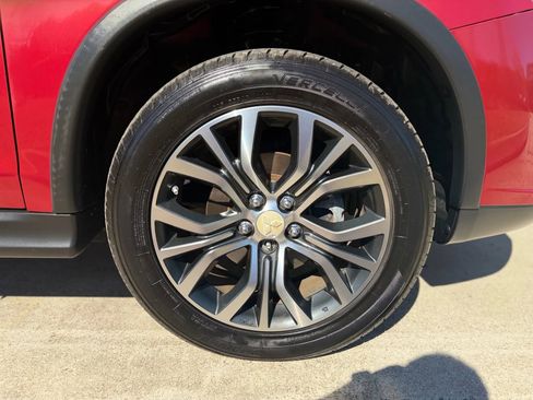 Used 2016 Mitsubishi Outlander Sport ES image 36