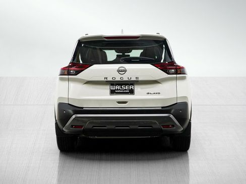 Used 2023 Nissan Rogue SL w/ SL Premium Package AWD/4WD image 4