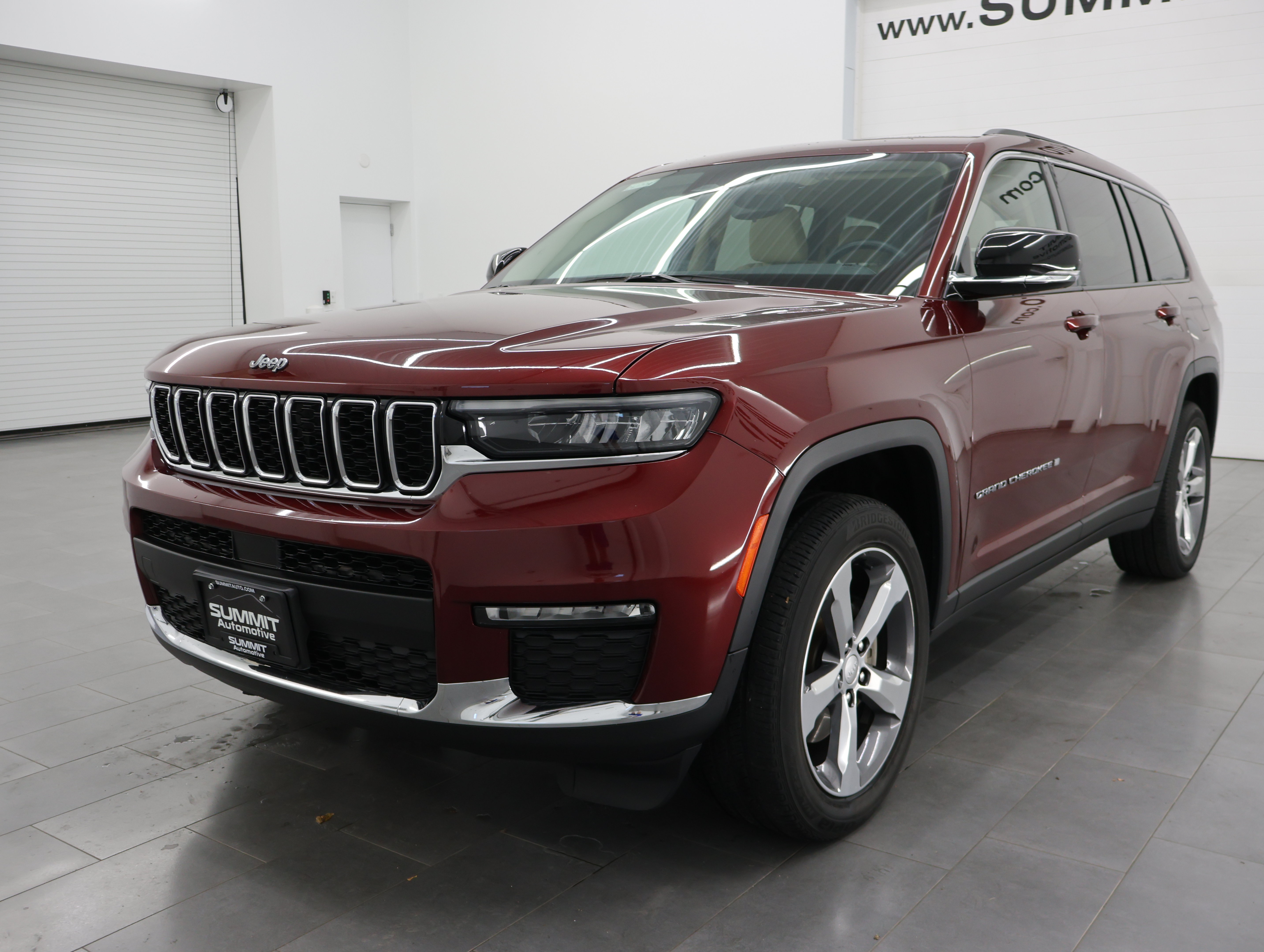 Used 2021 Jeep Grand Cherokee L Limited w/ Trailer Tow Group (B) AWD/4WD image 7