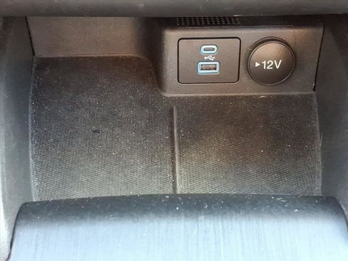 Used 2023 Ford Escape Active image 18