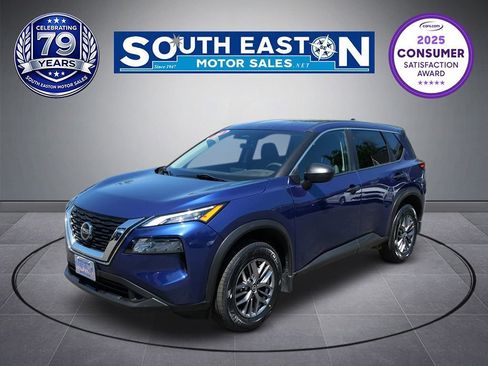 Used 2021 Nissan Rogue S AWD/4WD image 1