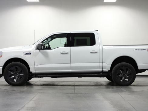 New 2025 Ford F150 Lightning Flash image 7