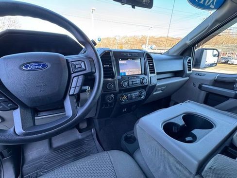 Used 2019 Ford F150 XLT w/ Trailer Tow Package image 28