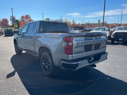 New 2026 Chevrolet Silverado 1500 Custom w/ Rally Edition image 8