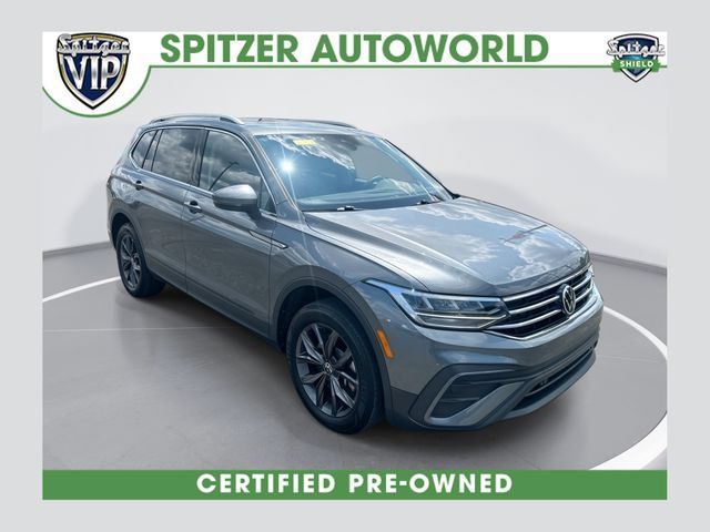 Used 2023 Volkswagen Tiguan SE w/ Panoramic Sunroof Package AWD/4WD image 1