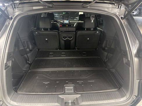 Used 2025 Honda Pilot Black Edition image 13