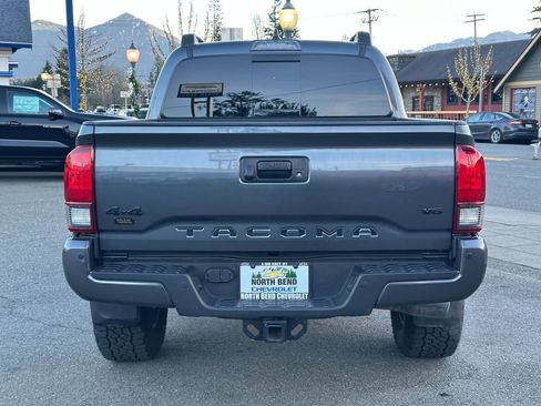 Used 2023 Toyota Tacoma 4x4 Double Cab w/ Trail Edition image 7