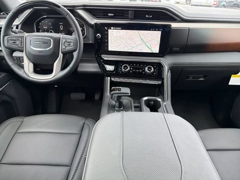 New 2026 GMC Sierra 1500 Denali AWD/4WD image 9