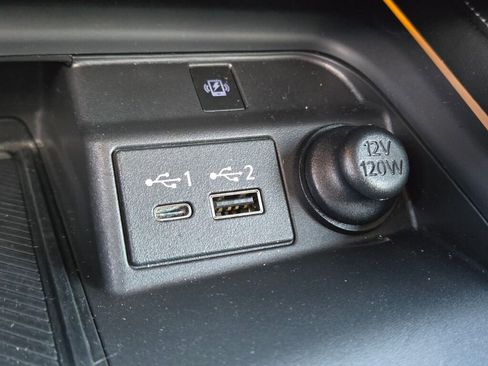 Used 2024 INFINITI QX50 Sport image 34