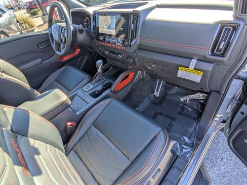 New 2026 Nissan Frontier PRO-4X w/ Pro Premium Package AWD/4WD image 34