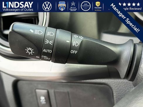 Used 2023 Toyota Tacoma SR5 w/ Technology Package image 21