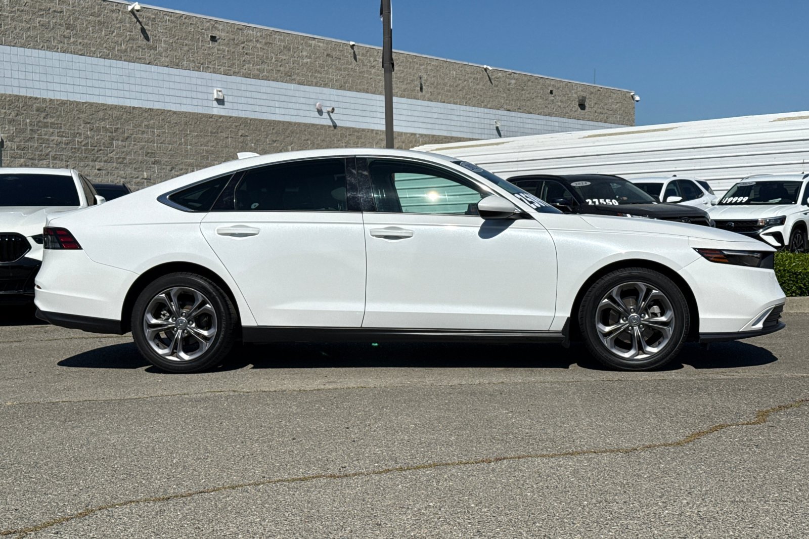 Used 2023 Honda Accord EX image 3