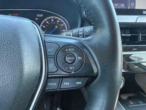 Used 2021 Toyota Venza Limited w/ Carpet Mat Package (TMS) AWD/4WD image 21