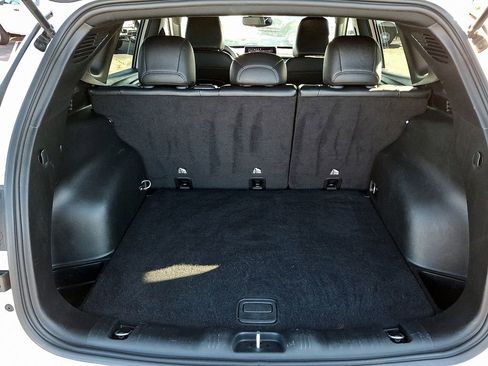 Used 2024 Jeep Compass Latitude image 28