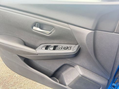 Used 2025 Nissan Sentra SV image 20