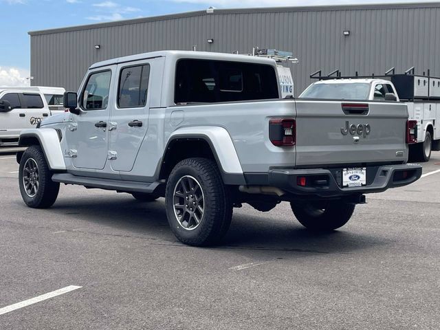 Used 2023 Jeep Gladiator Overland w/ LED Lighting Group AWD/4WD image 33