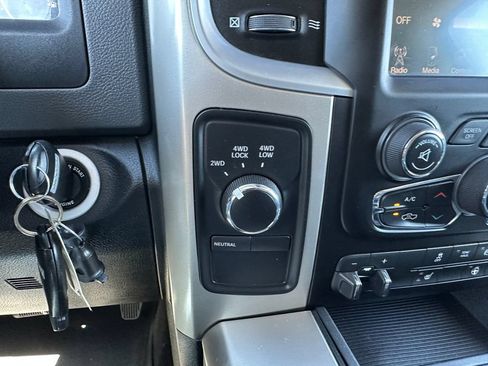 Used 2016 RAM 2500 Big Horn AWD/4WD image 26