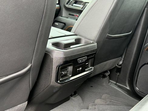Certified 2024 GMC Sierra 1500 AT4 w/ Technology Package AWD/4WD image 32