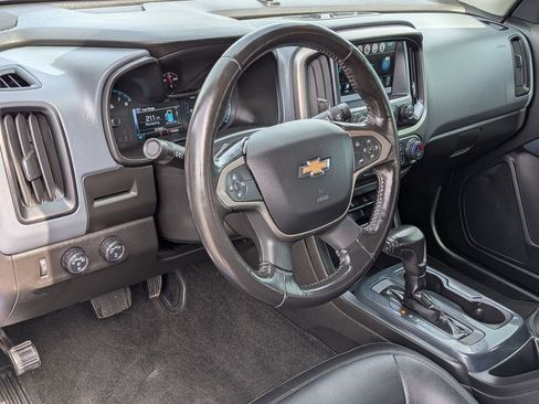 Used 2018 Chevrolet Colorado Z71 AWD/4WD image 10